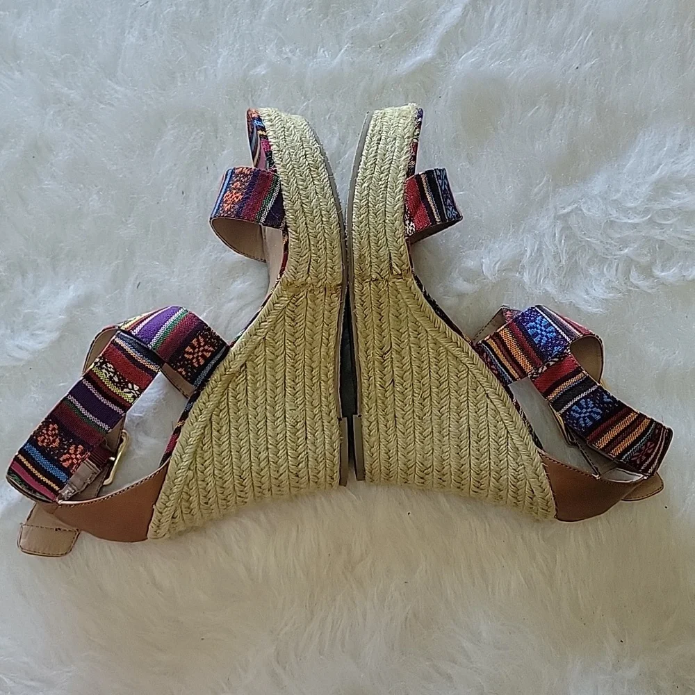 STEVE MADDEN Southwestern Colorful Striped Open Toe Ankle Strap Boho Espadrilles